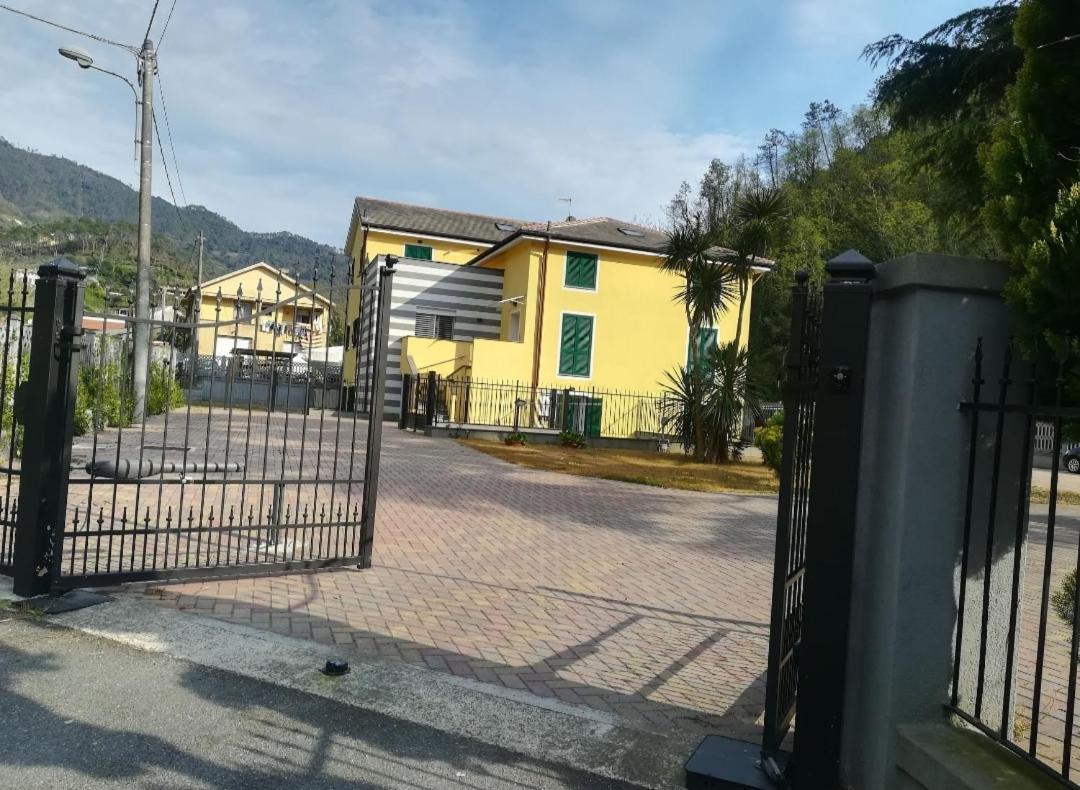 Marino Apartments Levanto Buitenkant foto
